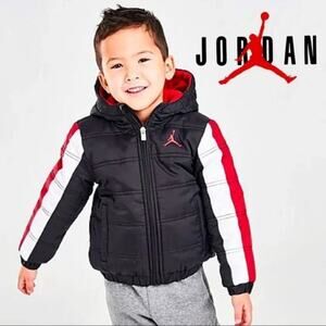 NWT Air Jordan Boys Toddler Winter Puffer Jacket Coat Sz 2T